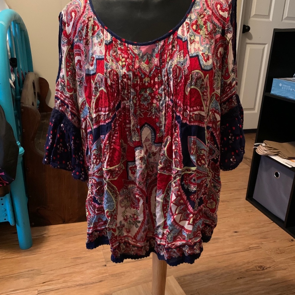 Women’s Blouse
